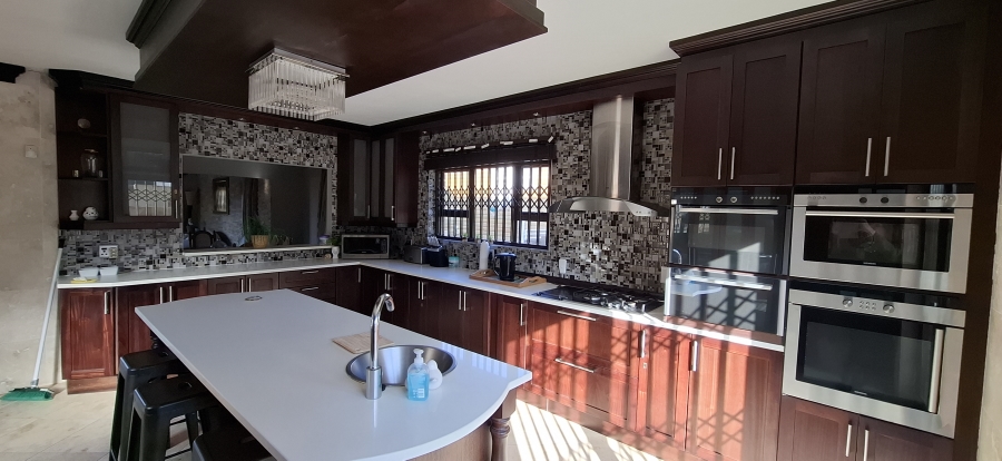 4 Bedroom Property for Sale in Blue Horizon Bay Eastern Cape